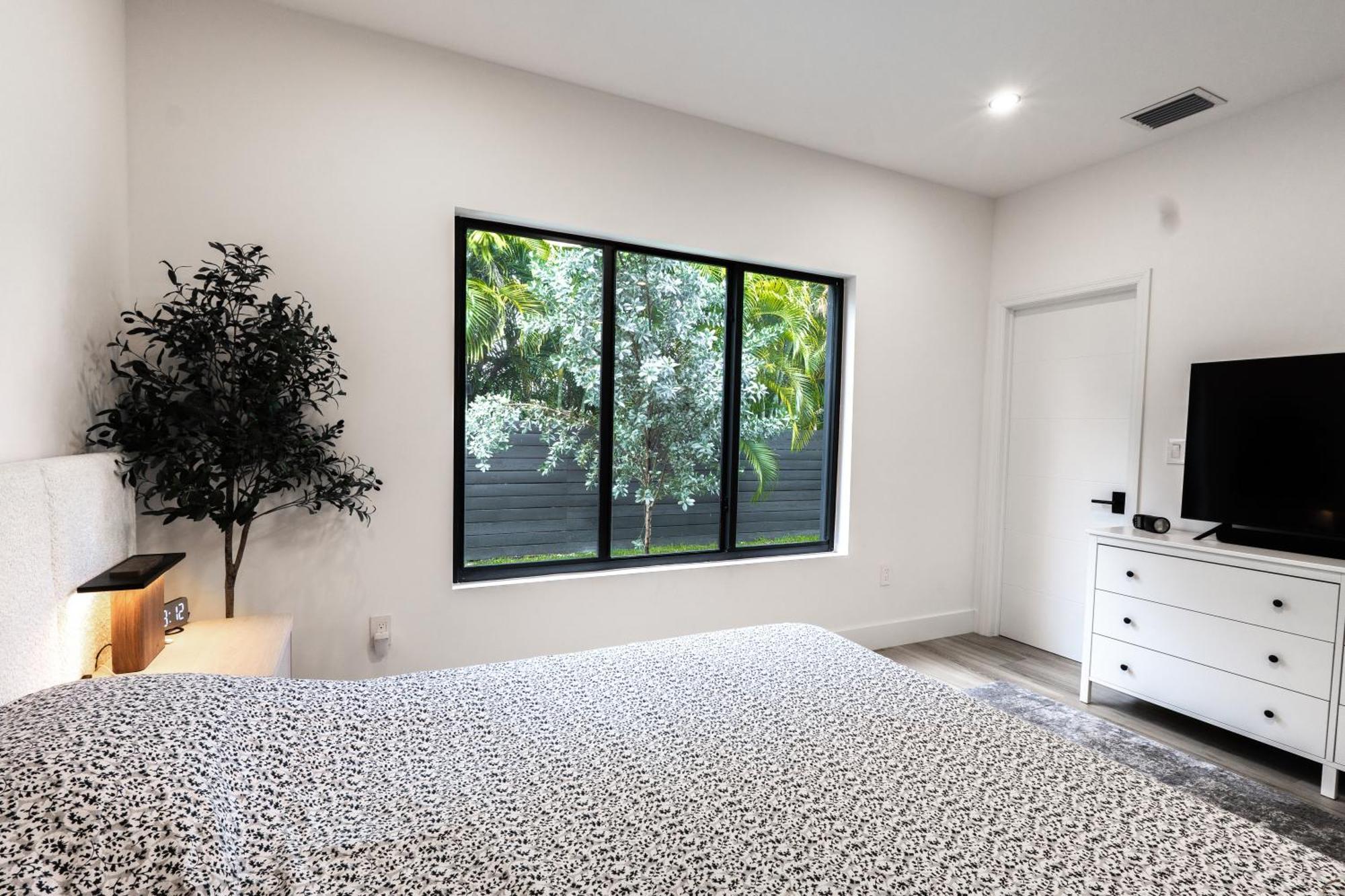 Appartamento New Construction, Built-in Bbq, 3 Miles To Beaches Fort Lauderdale