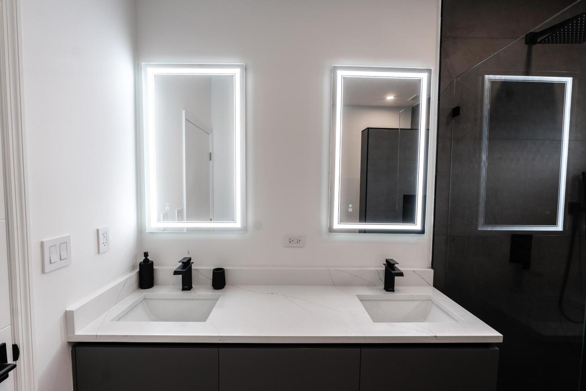 Appartamento New Construction, Built-in Bbq, 3 Miles To Beaches Fort Lauderdale